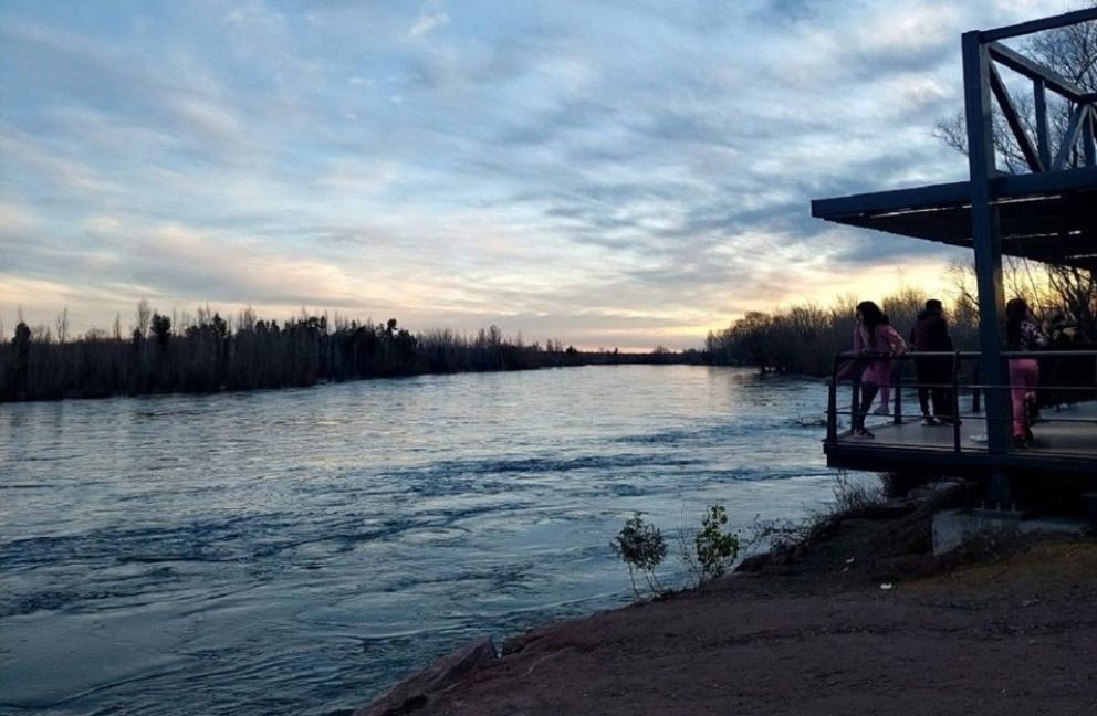 "Tenemos que hacer una represa sobre el río Neuquén porque estos eventos climáticos nos llaman la atención"