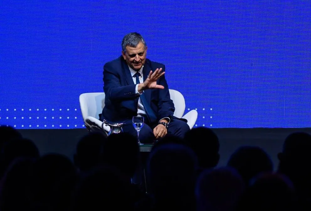 GNL: ¿Cómo le fue al Presidente de YPF en su gira por Asia?