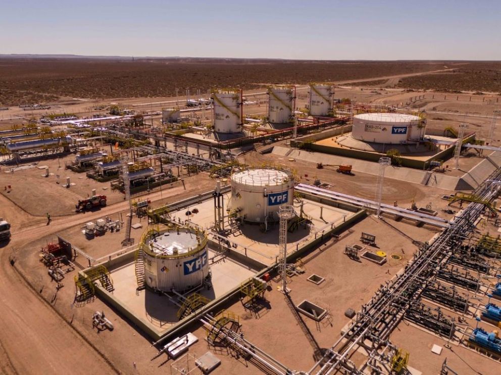 YPF reduce costos en Vaca Muerta y da un salto del 26% en su producción |  Mejor Energía