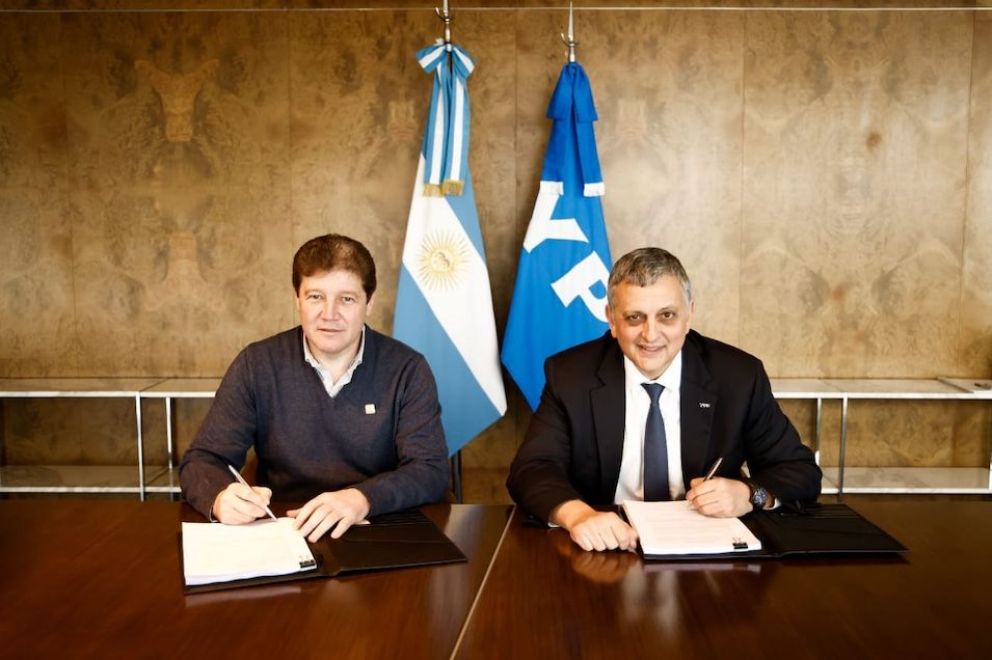 YPF y Tierra del Fuego dan un primer paso para el traspaso de las áreas convencionales YPF y Tierra del Fuego dan un primer paso para el traspaso de las áreas convencionales