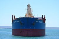  Arribó a Río Negro el primer cargamento de ductos para los buques de GNL de Southern Energy