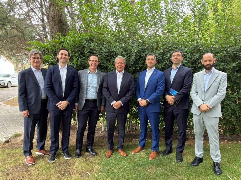 Continental Resources avanza en Neuquén: reunión con Figueroa tras la compra de un bloque a Pluspetrol Continental Resources avanza en Neuquén: reunión con Figueroa tras la compra de un bloque a Pluspetrol