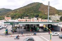 YPF lanzó Refiplus, un nuevo formato de estaciones orientado a la carga rápida y eficiente